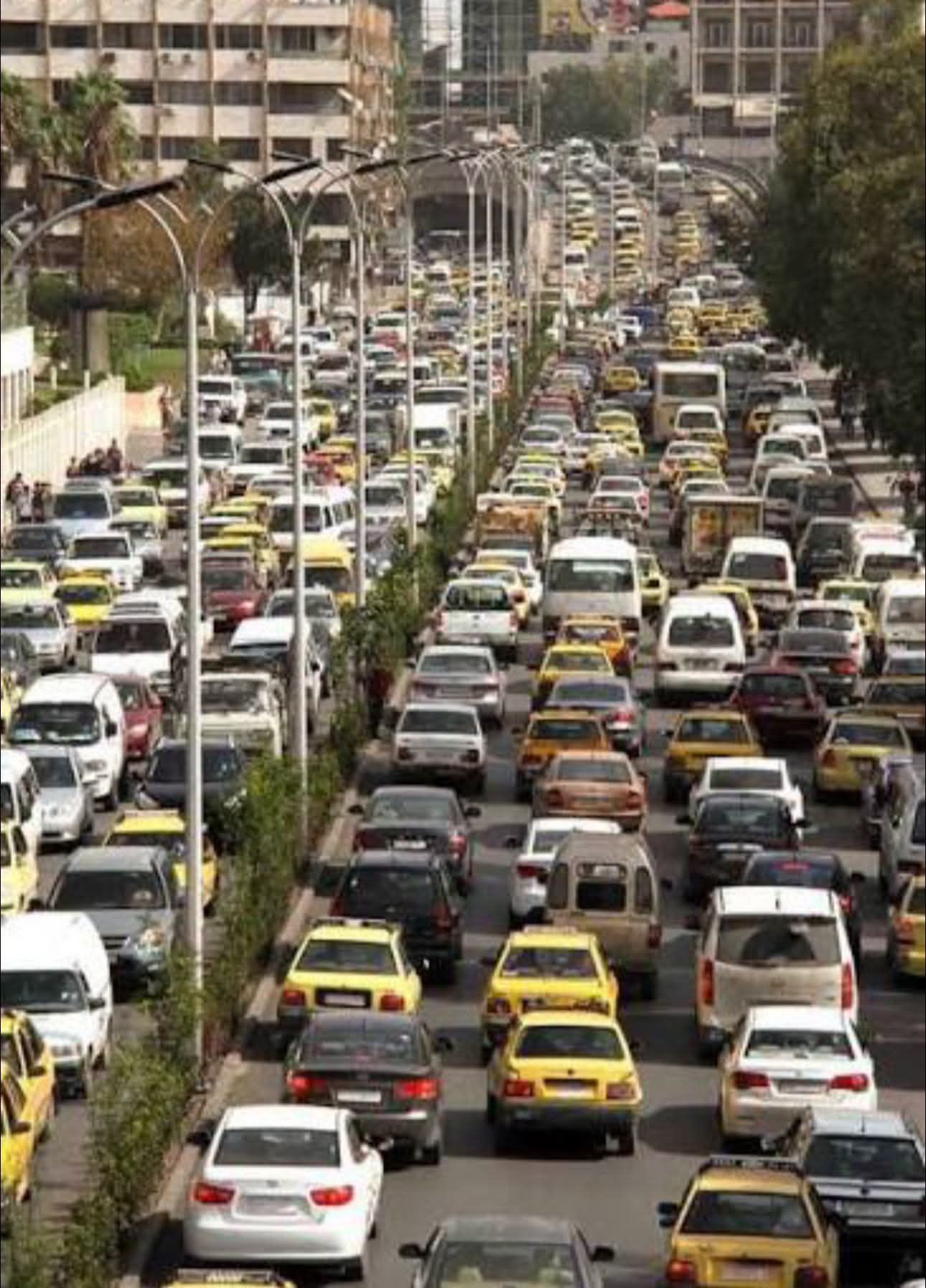 عطينا طريق يا فهمان ! قوانين السير إلى أين؟