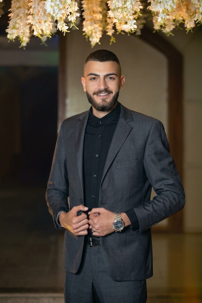 ذو الفقار علي.. بصمة إبداعية متميزة في عالم تنظيم وإدارة المناسبات الـ VIP في اللاذقية ووادي النصارى